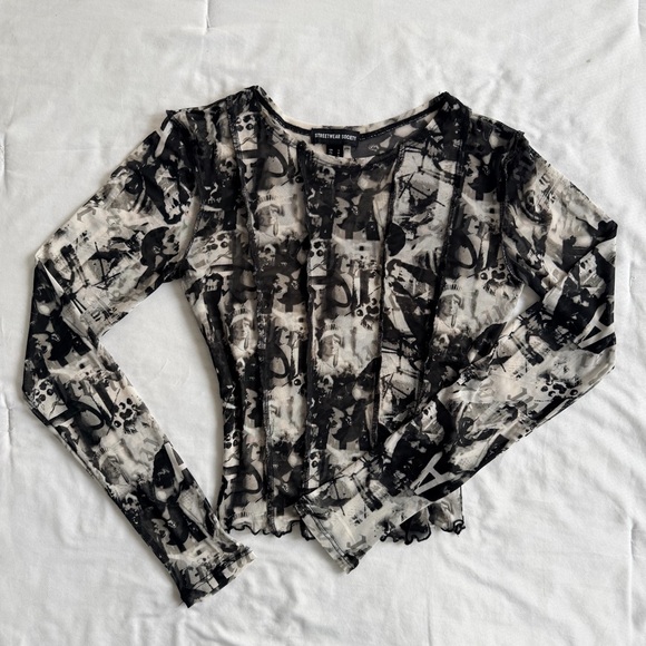 Streetwear Society Tops - Streetwear Society Black & White Abstract Mesh Long Sleeve Top